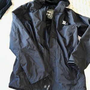 Size medium Dickson snowboarding jacket